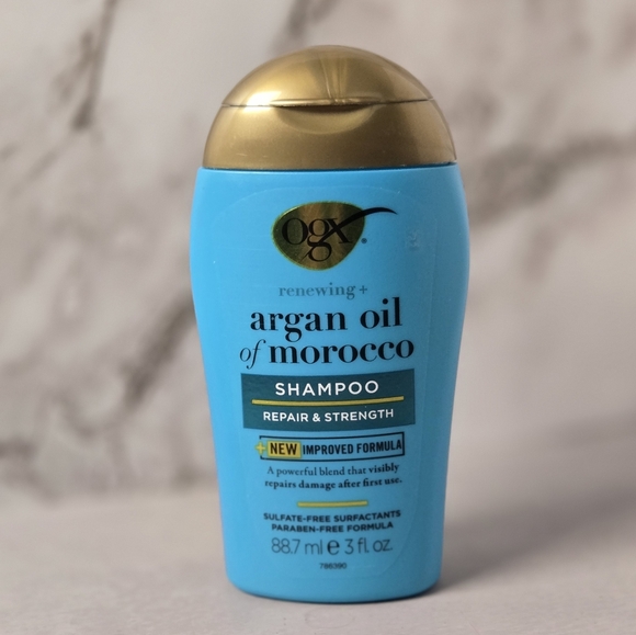 OGX Blue Argan Oil of Morocco Shampoo - Picture 1 of 3